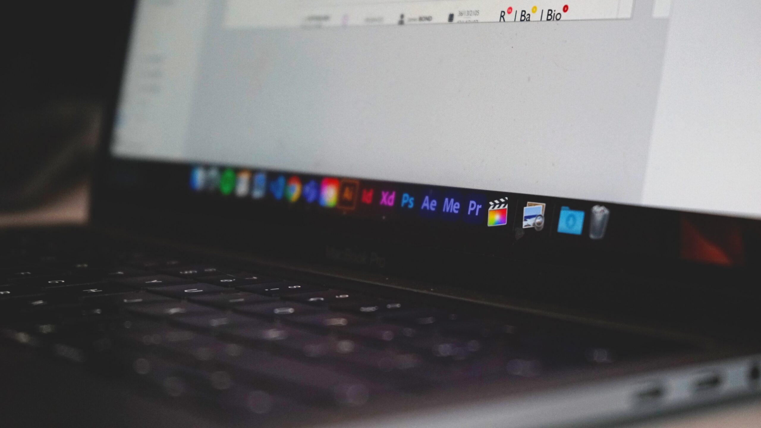 BRANDED CONTENT MIT ADOBE EXPRESS